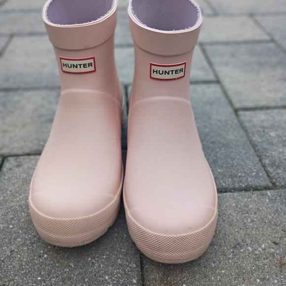 Hunter Pink Matte Rain & Snow Boots - Picture 2 of 6